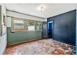 8906 Willamette Blvd - Photo 15