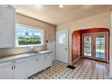 8906 Willamette Blvd - Photo 9