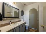 93356 Oakway Rd - Photo 32