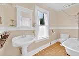 674 11TH St - Photo 15