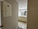 7612 Cresmoor Dr - Photo 11
