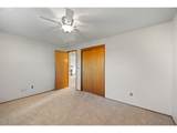 742 Oregon Way - Photo 13