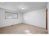 742 Oregon Way - Photo 15