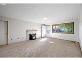 742 Oregon Way - Photo 4