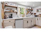 204 Irving St - Photo 13