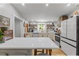 204 Irving St - Photo 15