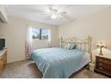 270 Glenwood Ct - Photo 37