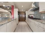 1360 Pacific St - Photo 31