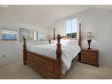 1360 Pacific St - Photo 43