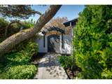 1360 Pacific St - Photo 5