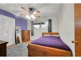 2617 Fulton St - Photo 18