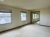 14272 Farmington Rd - Photo 15