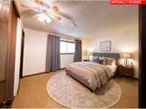 2883 Spruce St - Photo 20