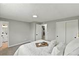 8812 80TH St - Photo 15