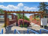 927 68TH Ave - Photo 40