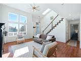 760 Justin St - Photo 5