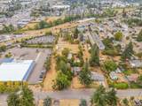 7928 Crystal Springs Blvd - Photo 11