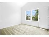 5473 Fessenden St - Photo 17