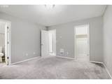 19155 Yamhill St - Photo 15