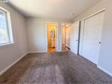 3042 Colleen St - Photo 10