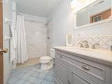 27701 Strawberry Hill Dr - Photo 32