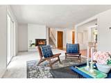 1120 Douglas Dr - Photo 10