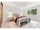 1120 Douglas Dr - Photo 19