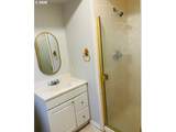 1660 Royal Dr - Photo 18