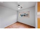 3123 Oak St - Photo 16