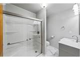 3123 Oak St - Photo 21