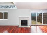 17582 Rolling Hill Ln - Photo 10