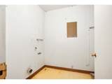17582 Rolling Hill Ln - Photo 17