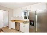 17582 Rolling Hill Ln - Photo 5