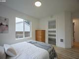 1015 Peach Rd - Photo 31