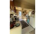 954 Commercial Ave - Photo 7
