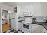 2120 Halsey St - Photo 15