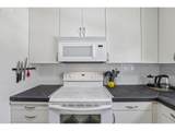 2120 Halsey St - Photo 16