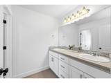 2574 Brackenfern Rd - Photo 31