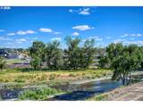 1900 Carden Ave - Photo 36