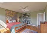2025 Caruthers St - Photo 15