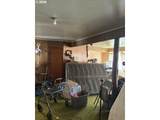 375 College St - Photo 6
