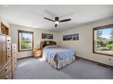 2350 Holly Pl - Photo 38
