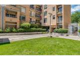 701 Columbia St - Photo 1
