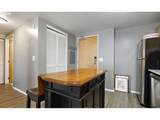 701 Columbia St - Photo 4