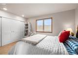 15015 Sacramento St - Photo 16
