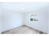 3370 Maple St - Photo 20