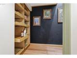 3015 Westwood Dr - Photo 33