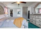 3142 27TH Ave - Photo 32