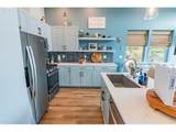 920 48TH St - Photo 8
