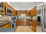 2088 Oak St - Photo 10